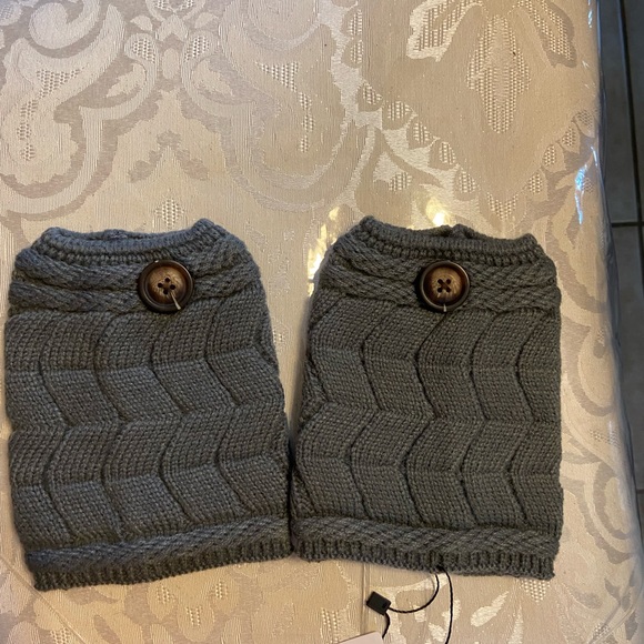 FREE Grey Leg Warmer Boot Cover shaped solid grey Double Layer Thick Button Sock - Picture 6 of 6